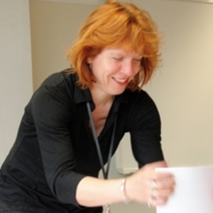 dr. Nicolle van de Wiel